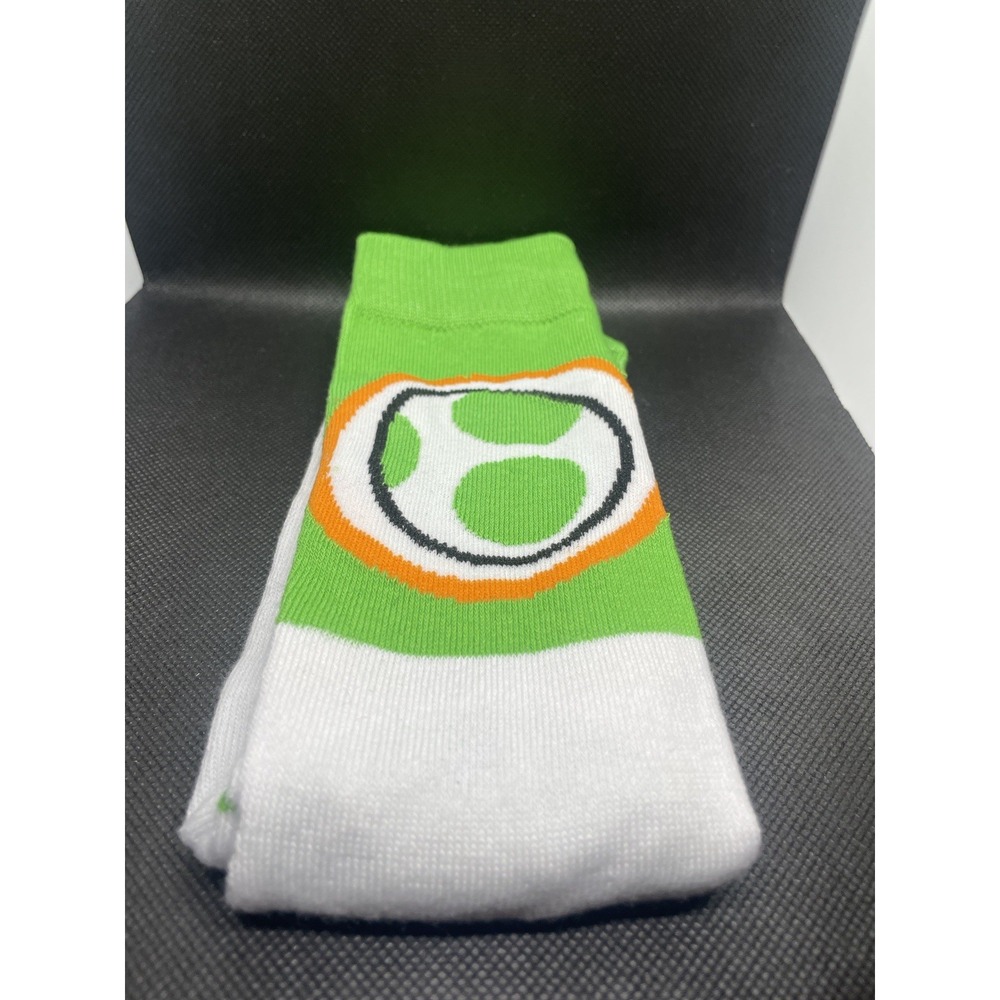 Yoshi Egg Themed Super Mario Men's Crew Socks Size 8-112
